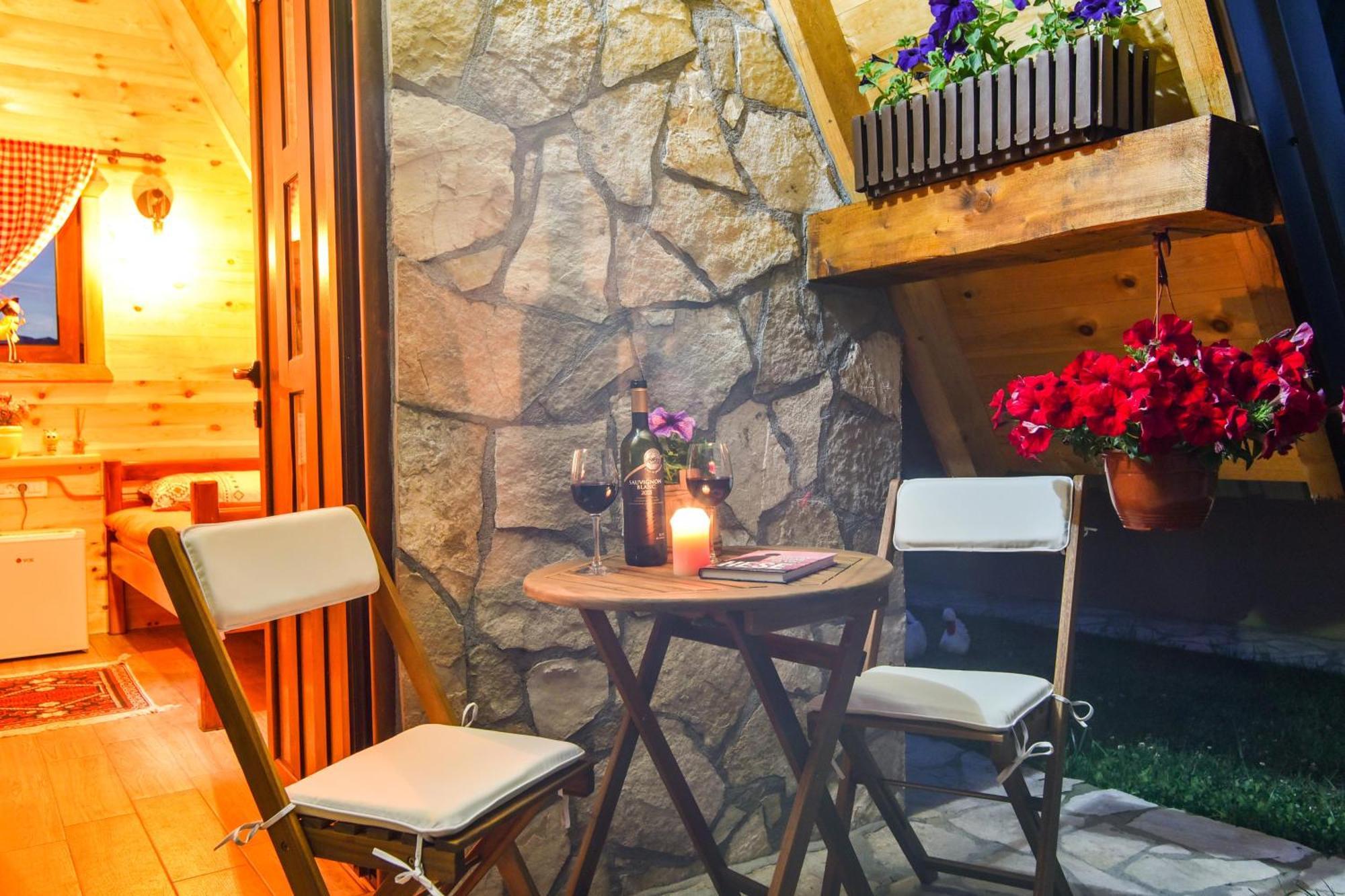 Cottages Big Bear Žabljak Kültér fotó