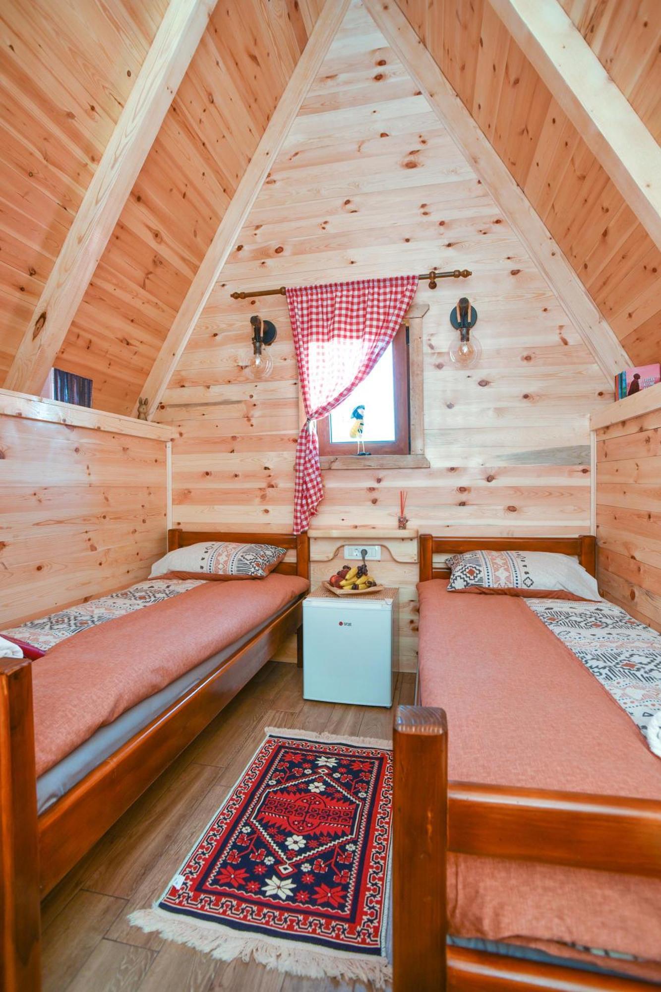 Cottages Big Bear Žabljak Kültér fotó